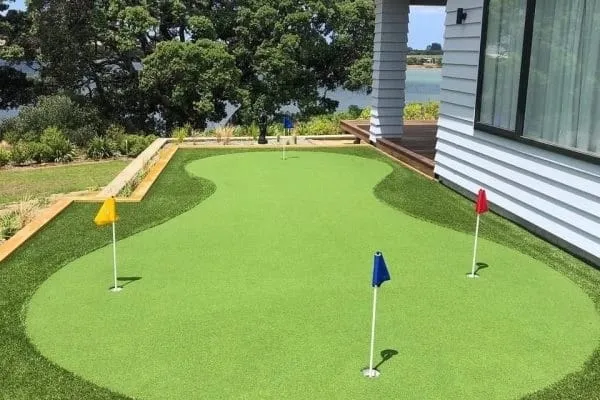 putting green depok